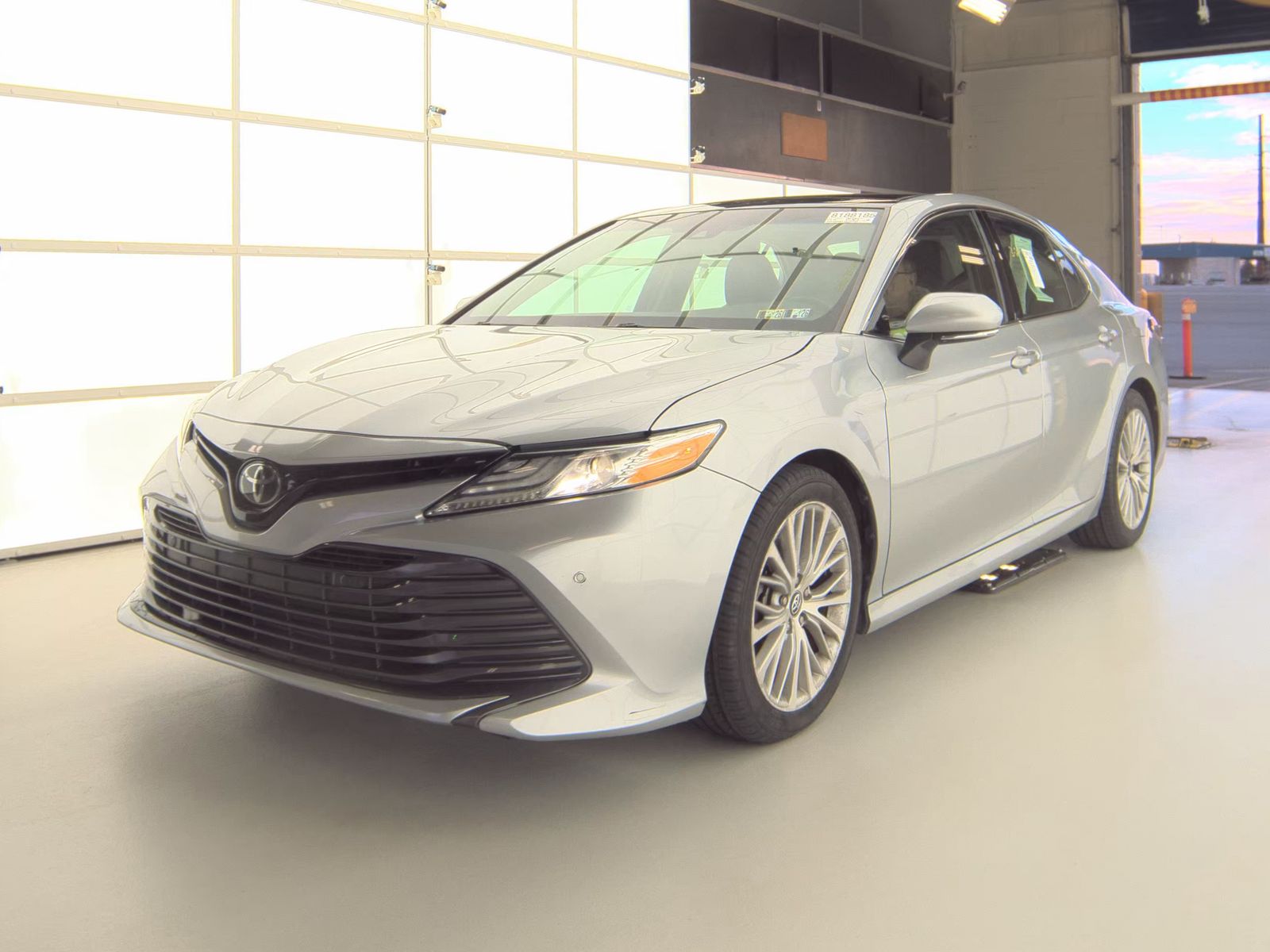2018 Toyota Camry XLE FWD