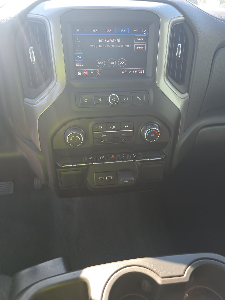 2022 Chevrolet Silverado 1500 Custom Trail Boss AWD