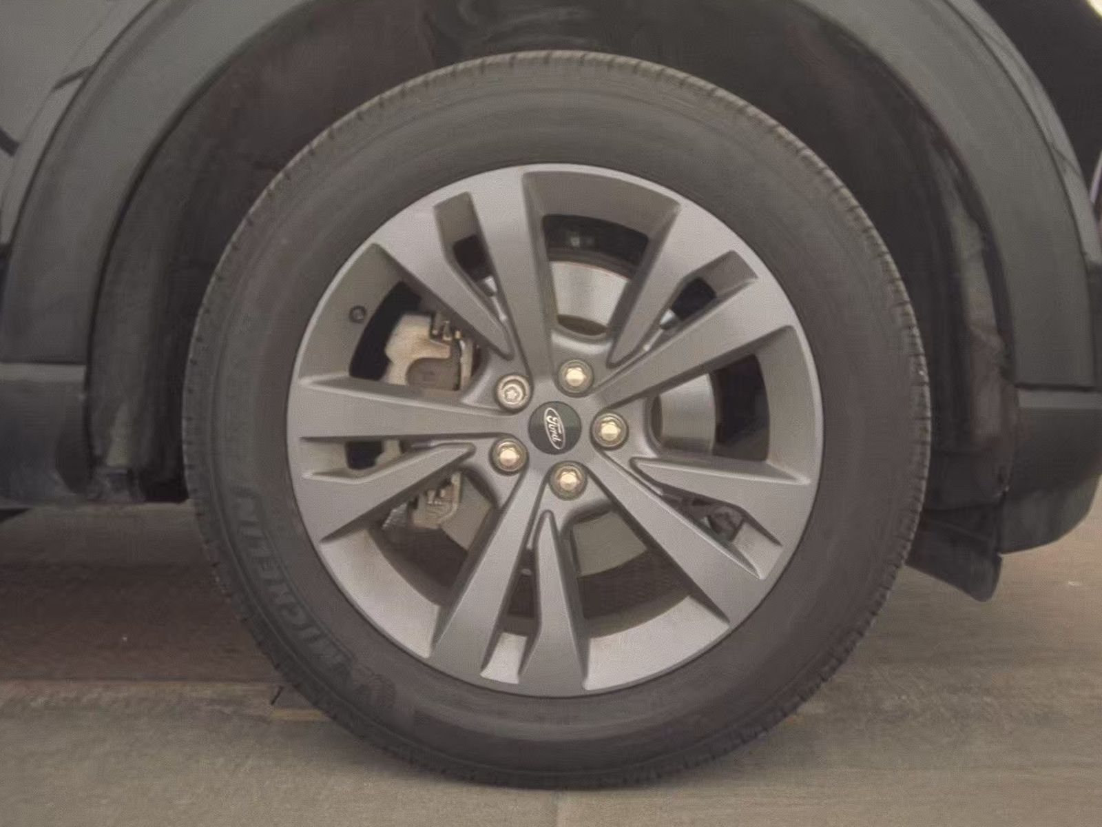 2023 Ford Explorer XLT AWD