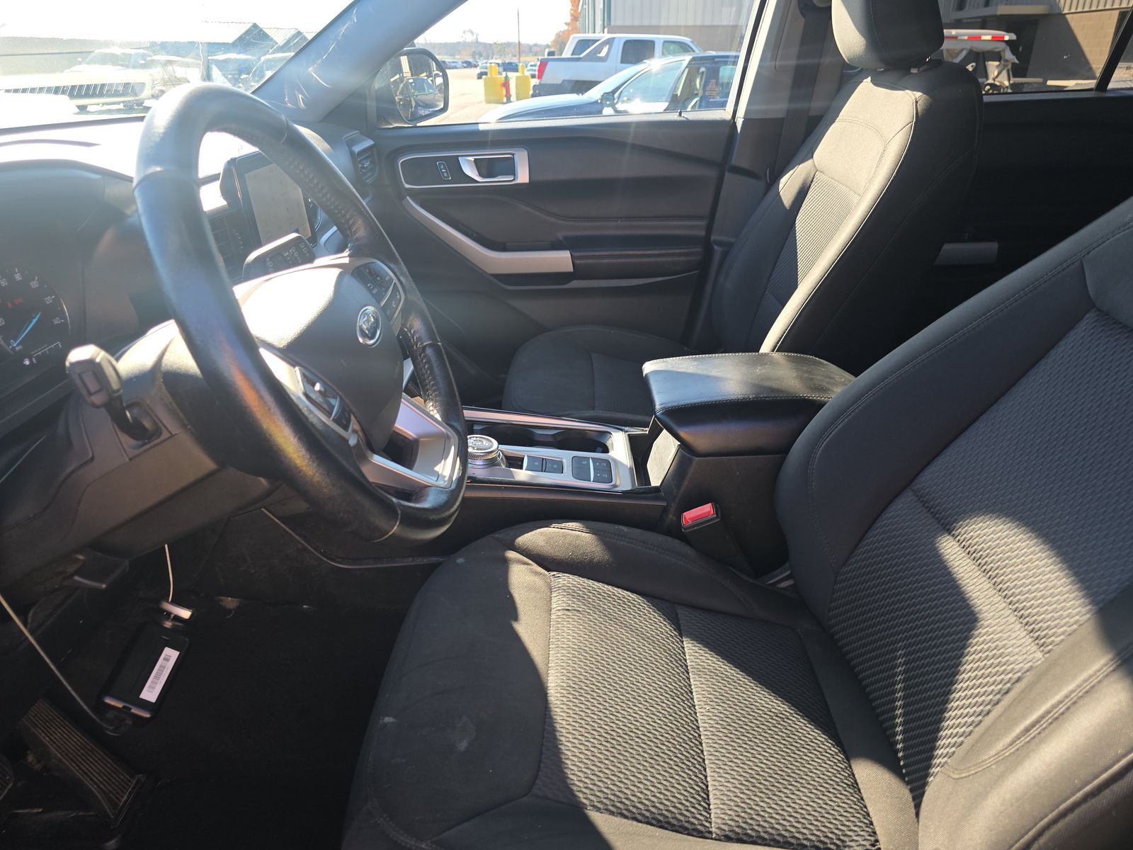 2022 Ford Explorer XLT RWD