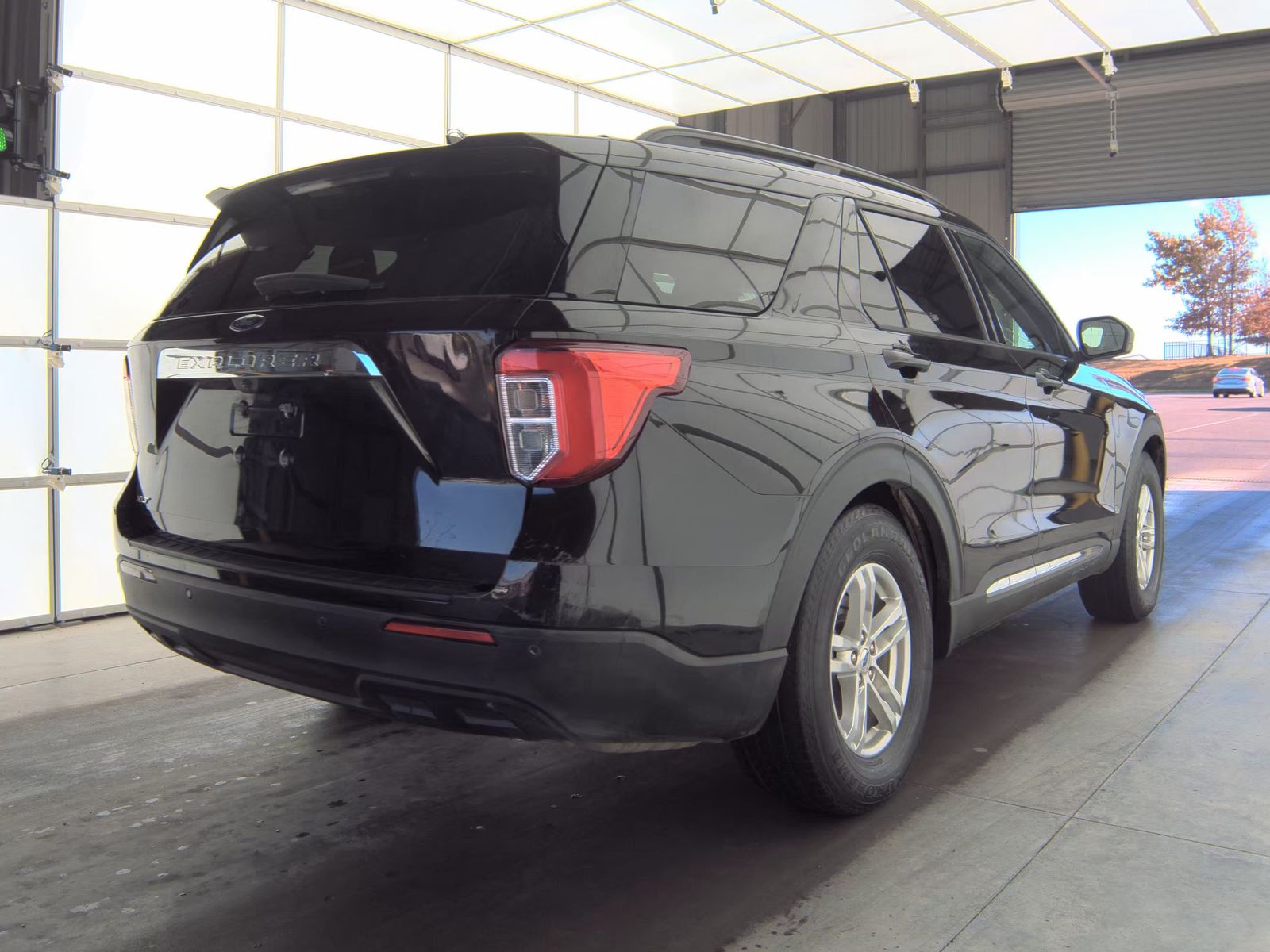 2022 Ford Explorer XLT RWD