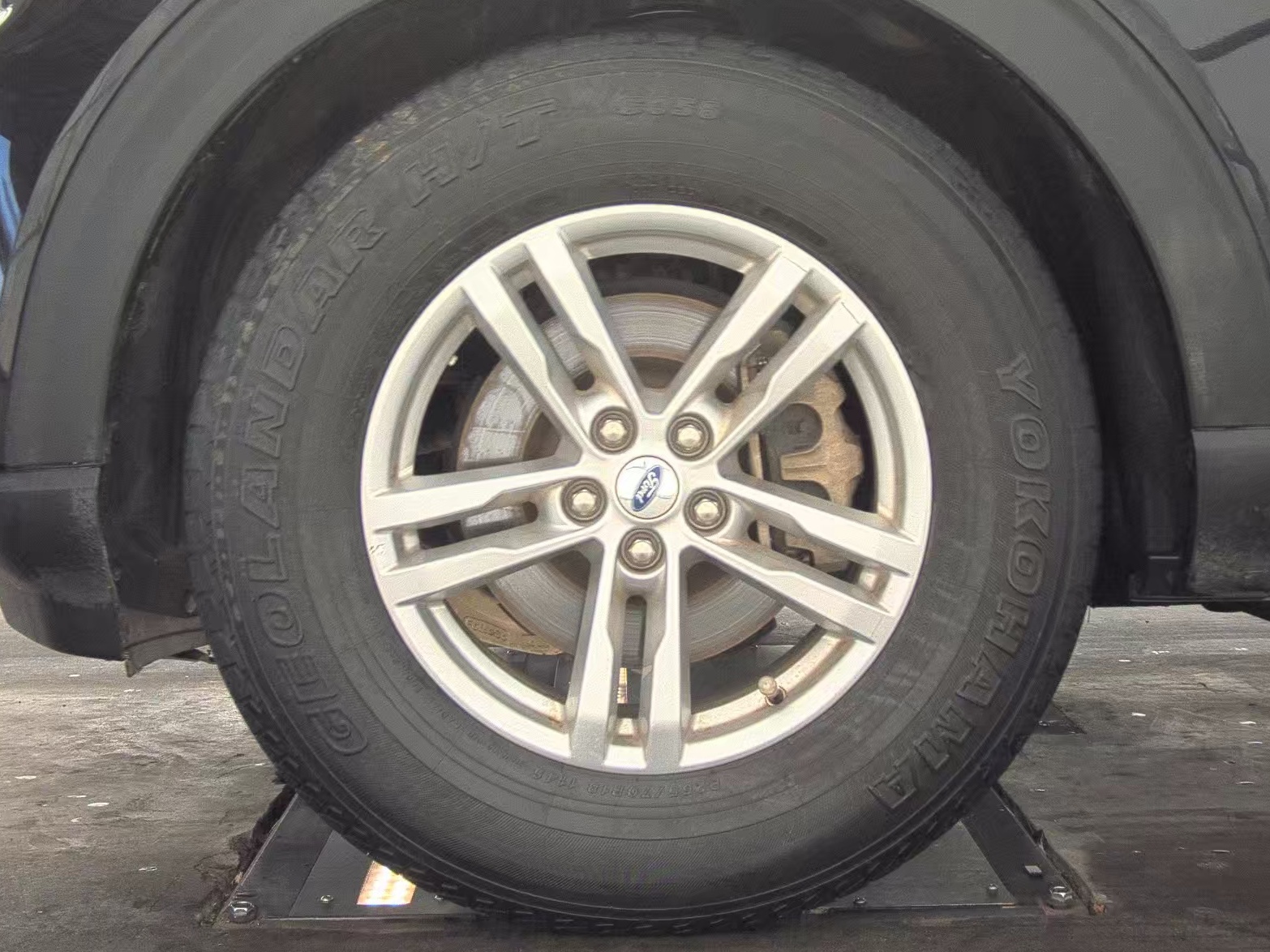 2022 Ford Explorer XLT RWD