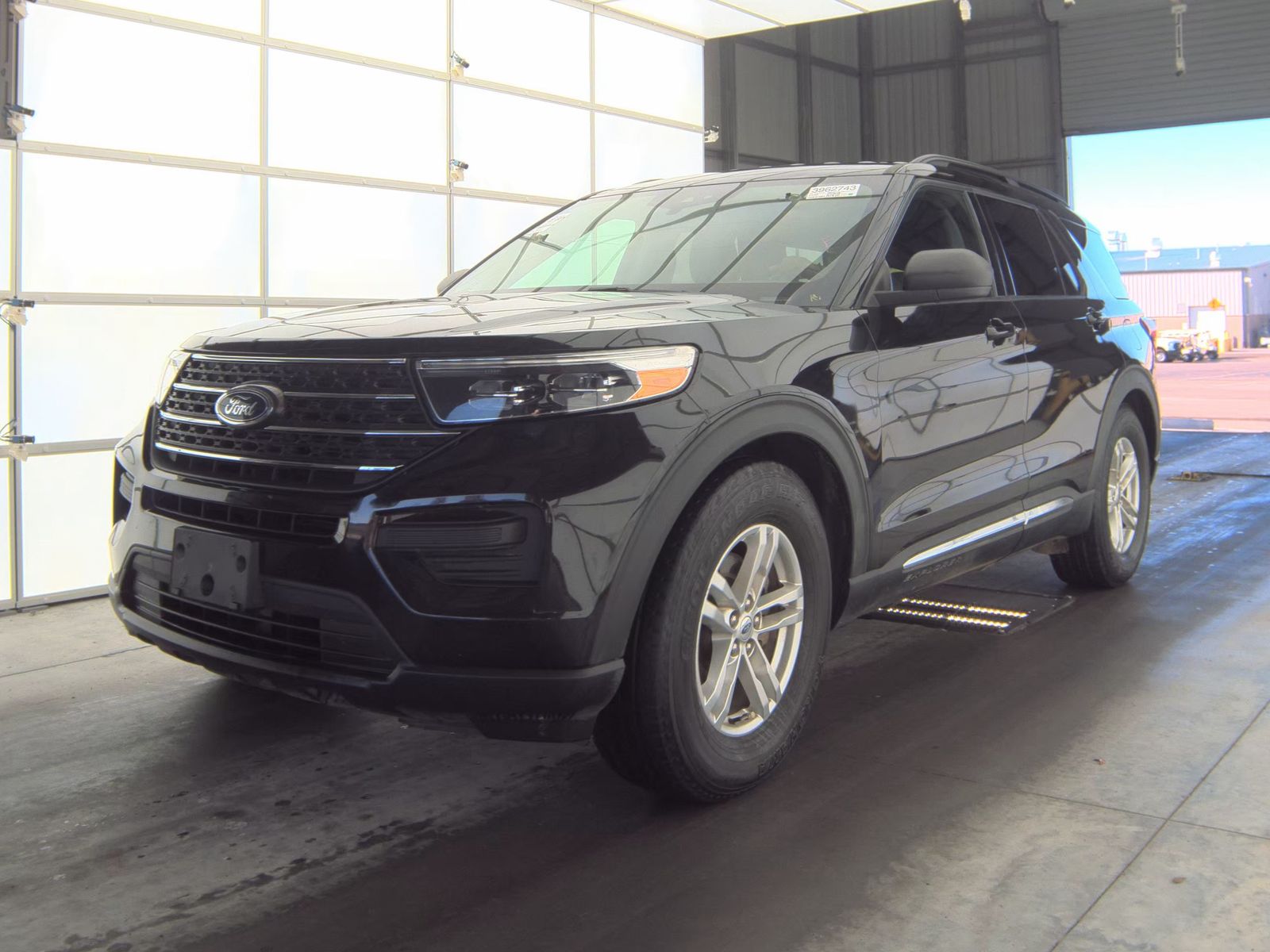 2022 Ford Explorer XLT RWD
