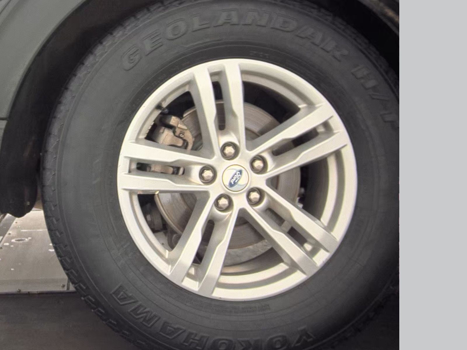 2022 Ford Explorer XLT RWD