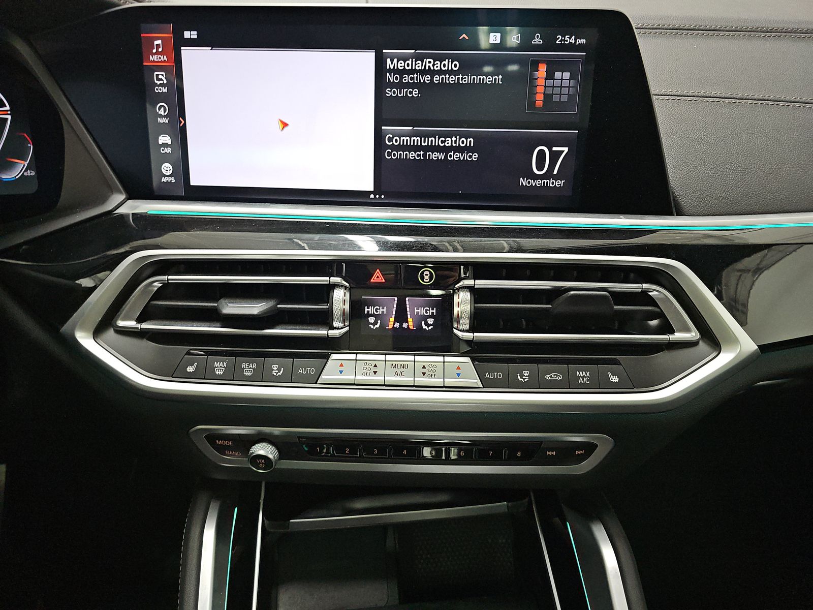 2023 BMW X6 xDrive40i AWD