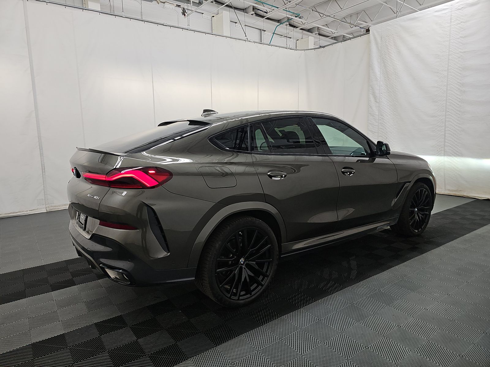 2023 BMW X6 xDrive40i AWD