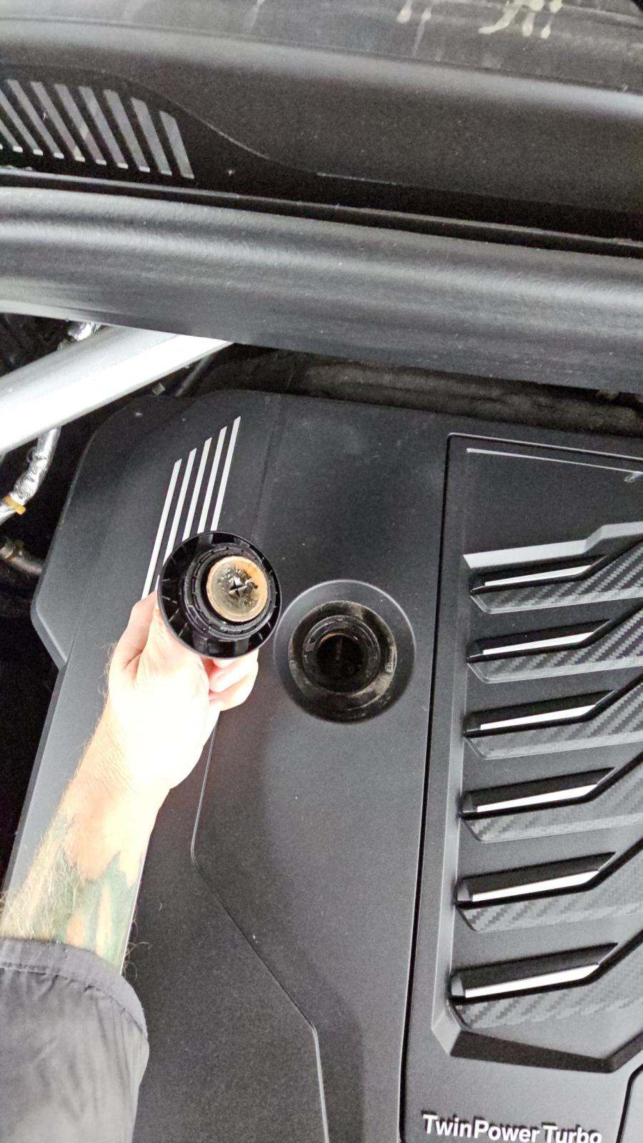 2023 BMW X6 xDrive40i AWD