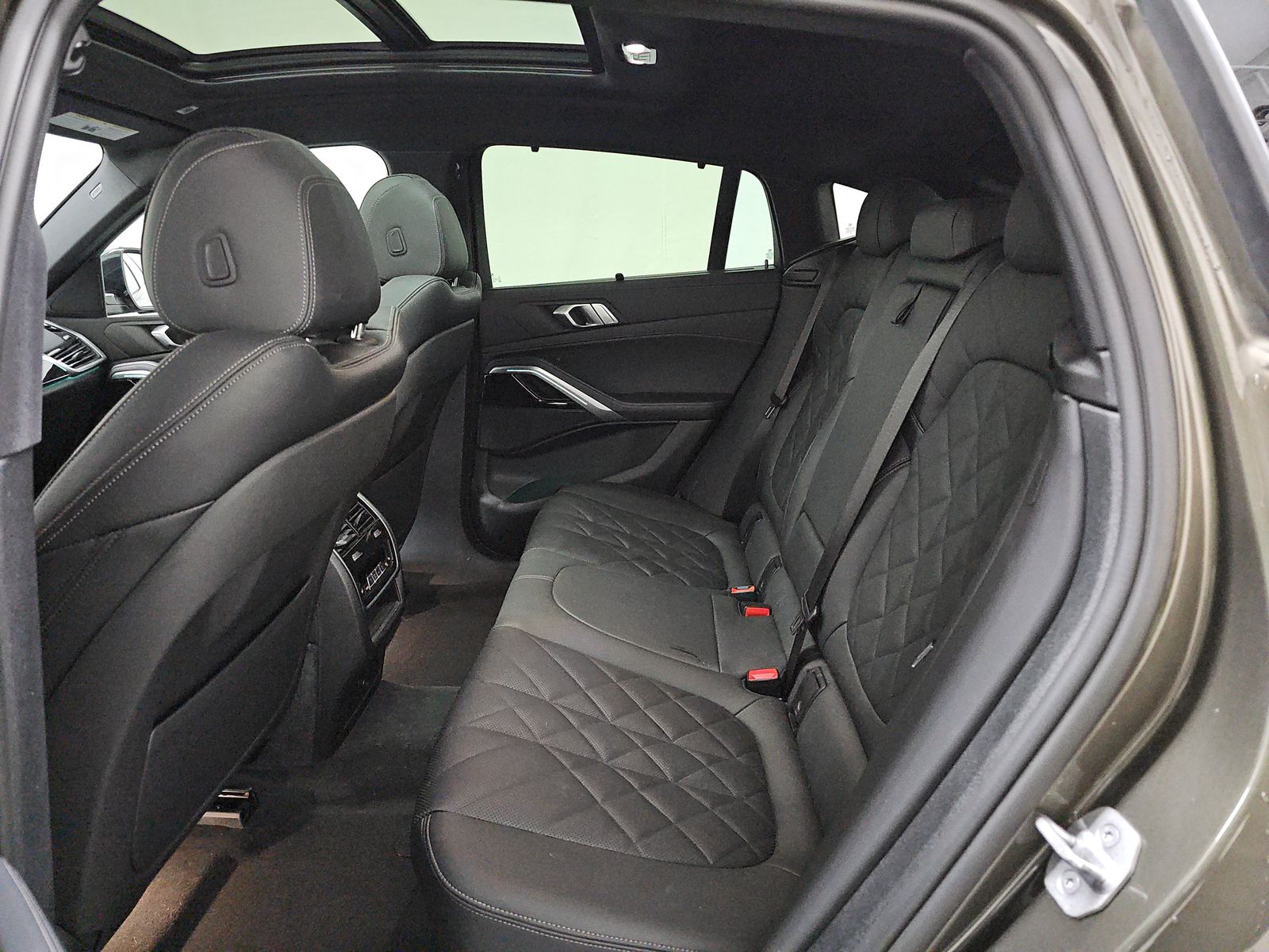 2023 BMW X6 xDrive40i AWD