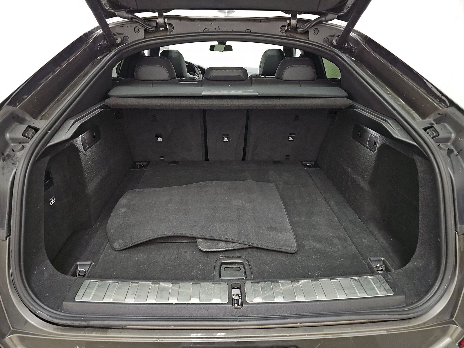 2023 BMW X6 xDrive40i AWD