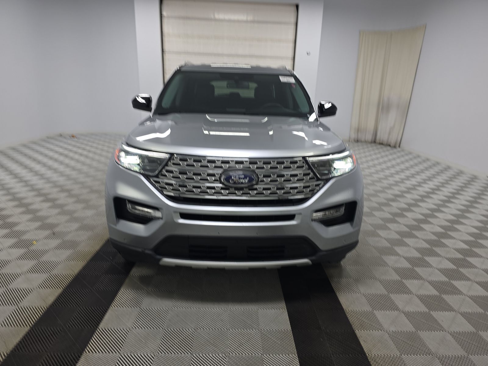 2023 Ford Explorer Limited AWD