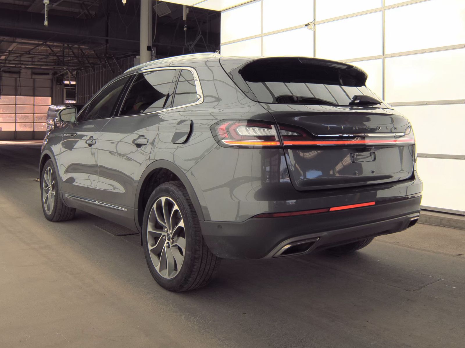 2022 Lincoln Nautilus Reserve AWD