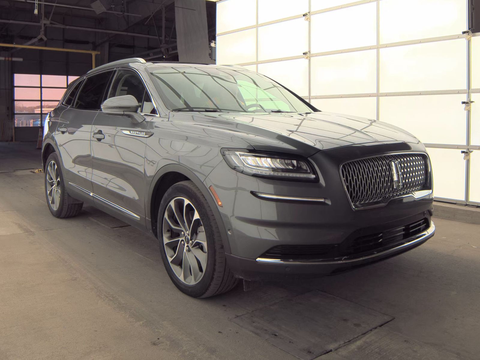 2022 Lincoln Nautilus Reserve AWD
