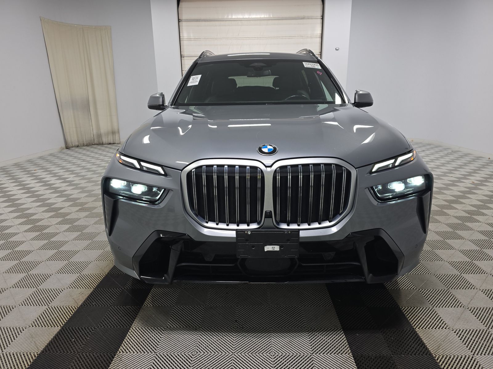 2025 BMW X7 xDrive40i AWD