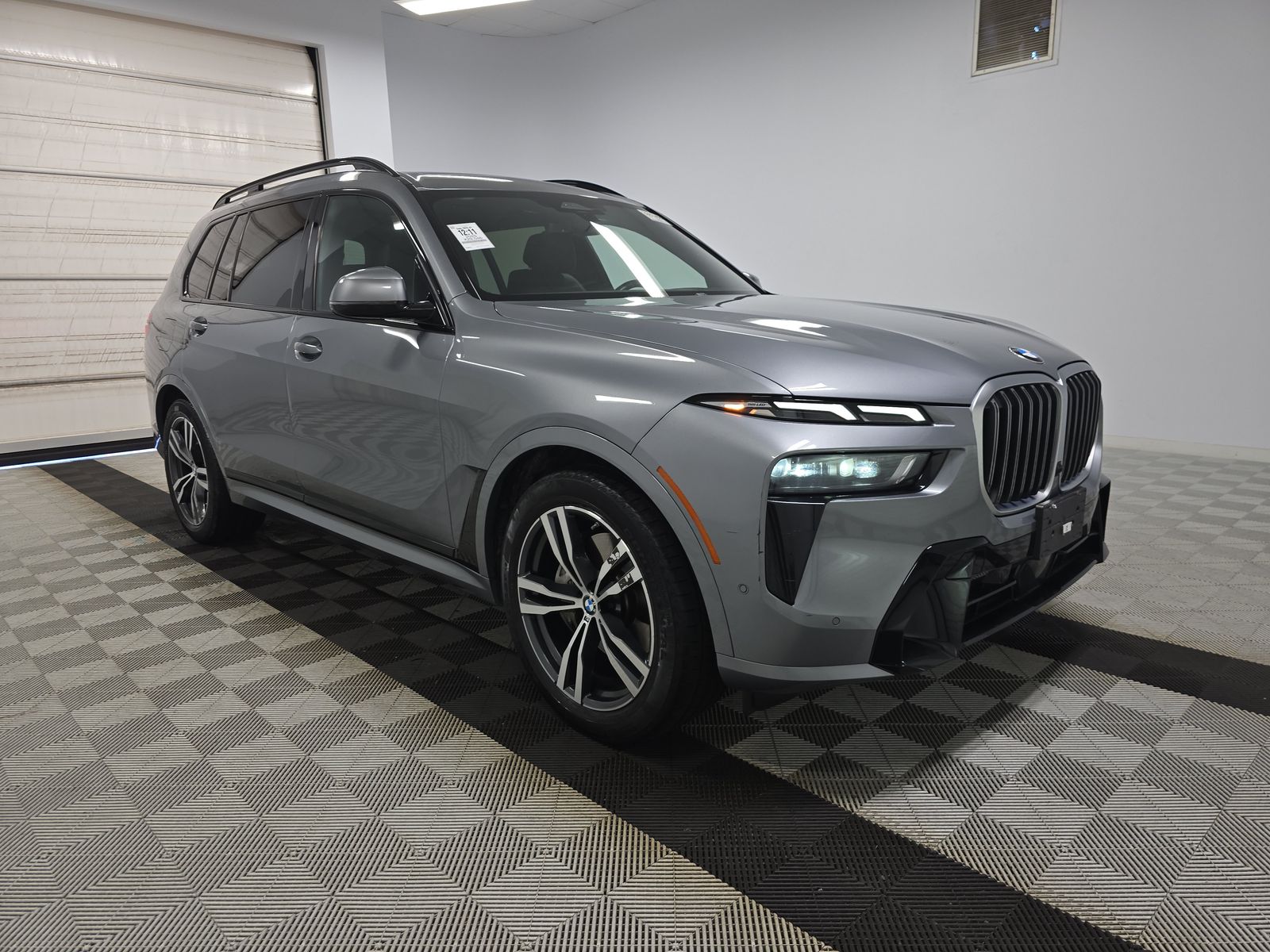 2025 BMW X7 xDrive40i AWD