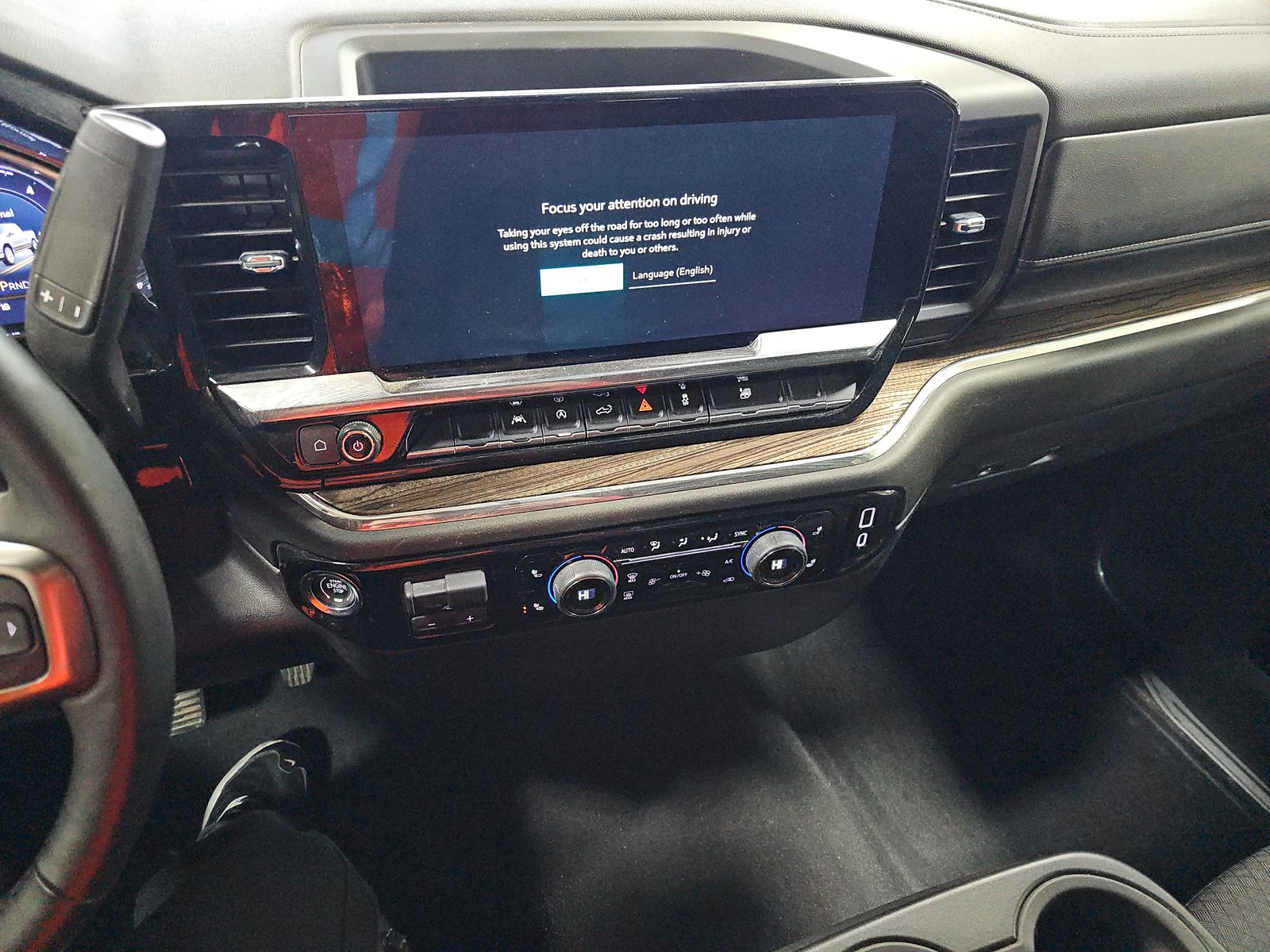 2024 Chevrolet Silverado 1500 RST AWD