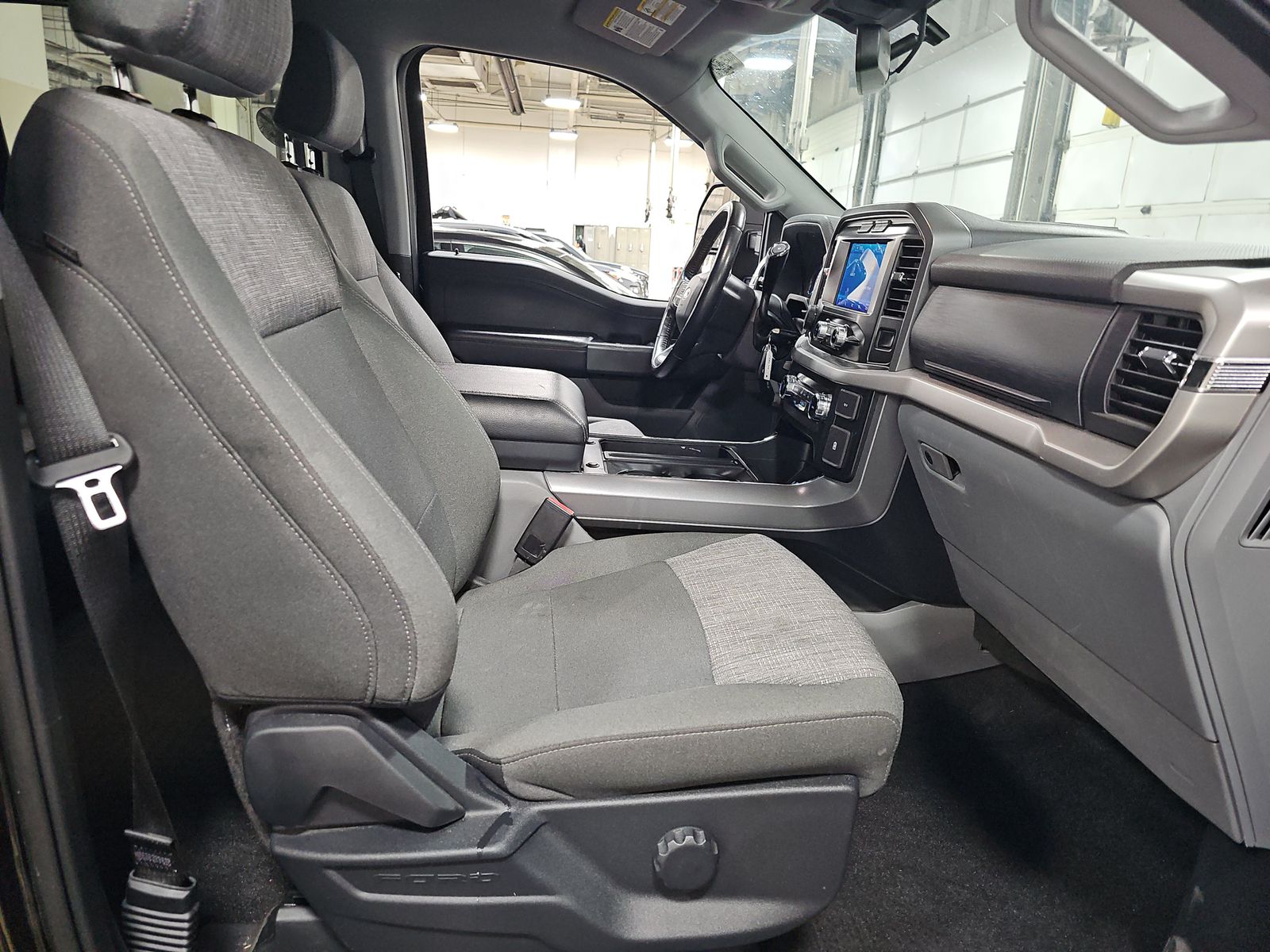 2022 Ford F-150 XLT AWD