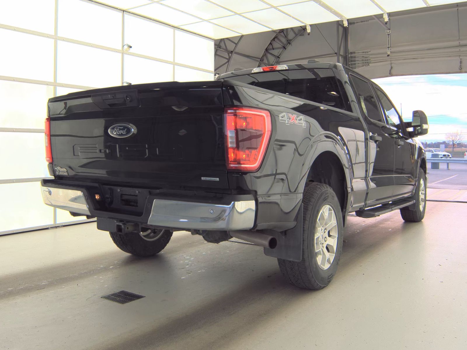 2022 Ford F-150 XLT AWD
