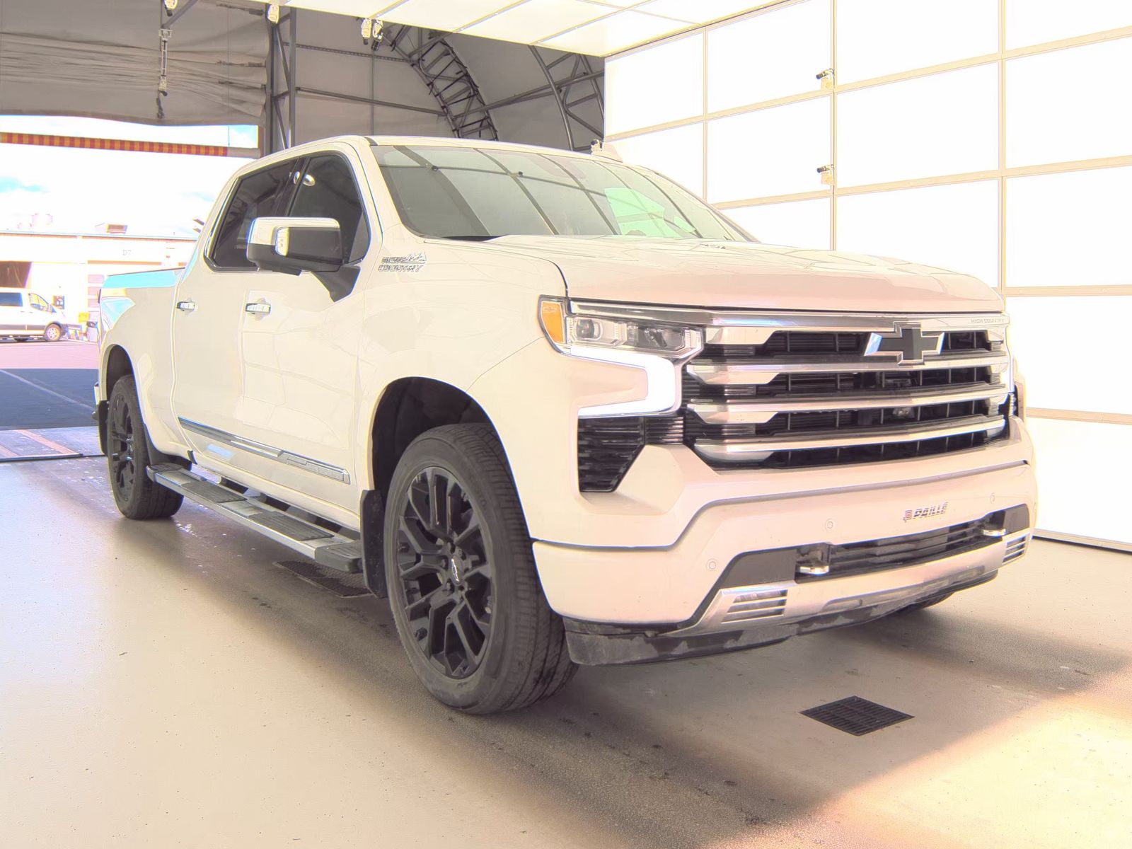 2023 Chevrolet Silverado 1500 High Country AWD
