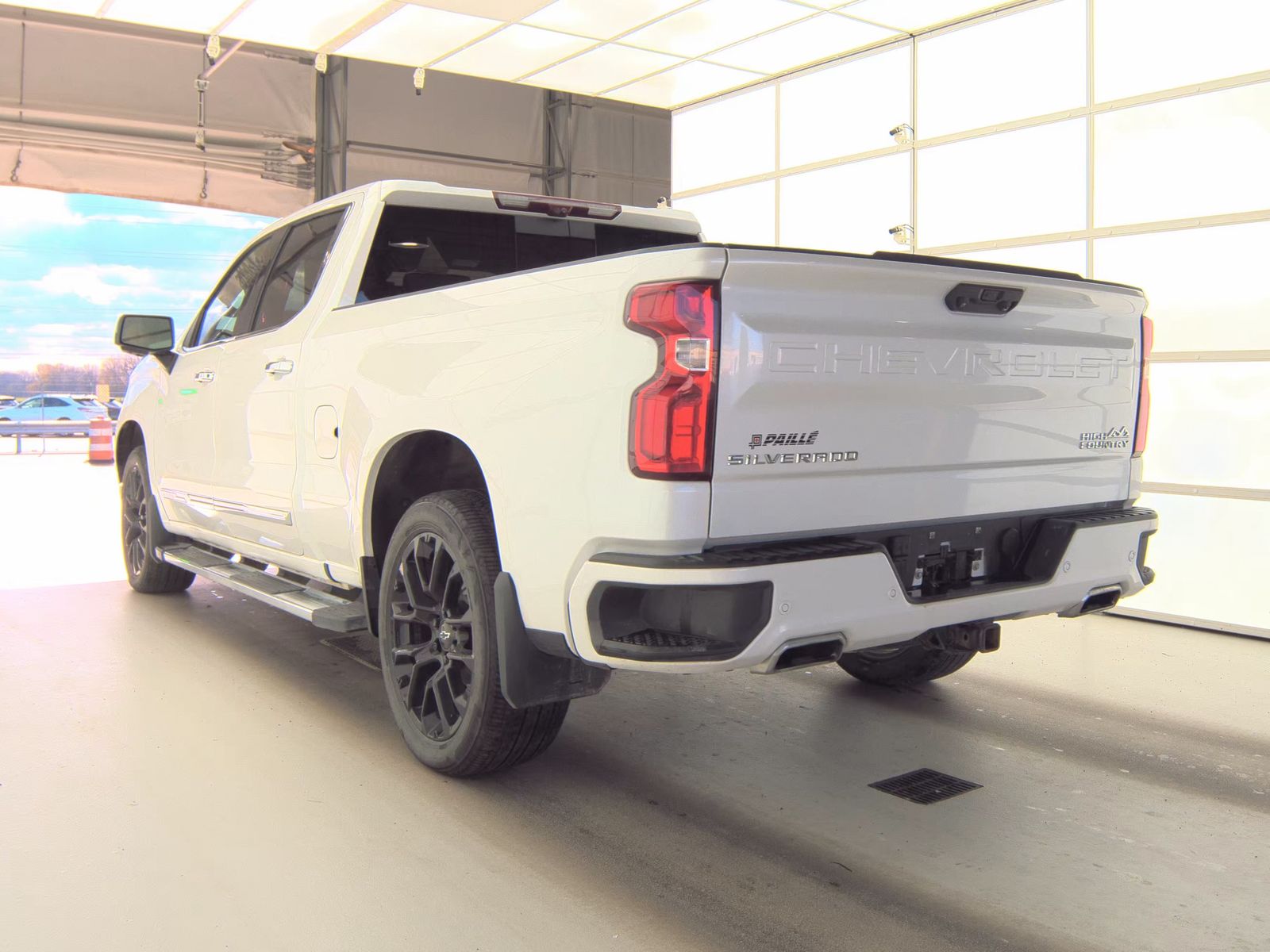 2023 Chevrolet Silverado 1500 High Country AWD