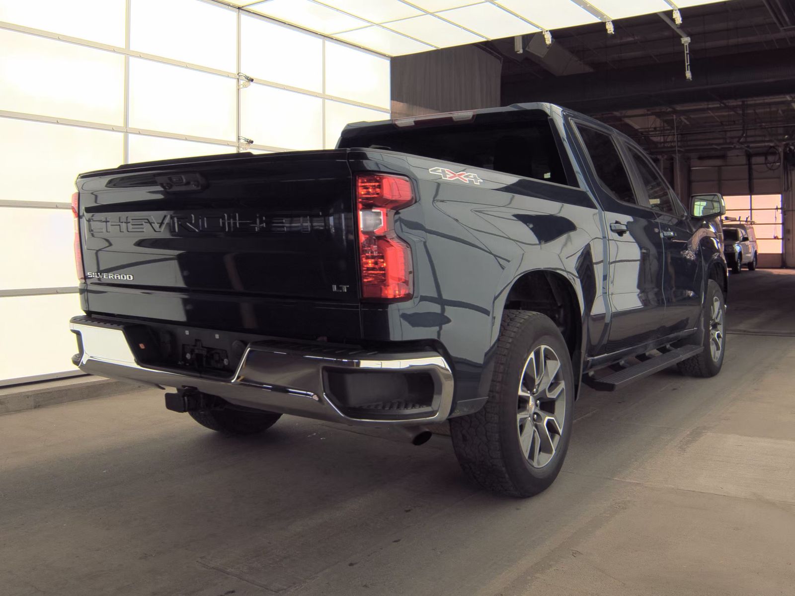 2023 Chevrolet Silverado 1500 LT AWD