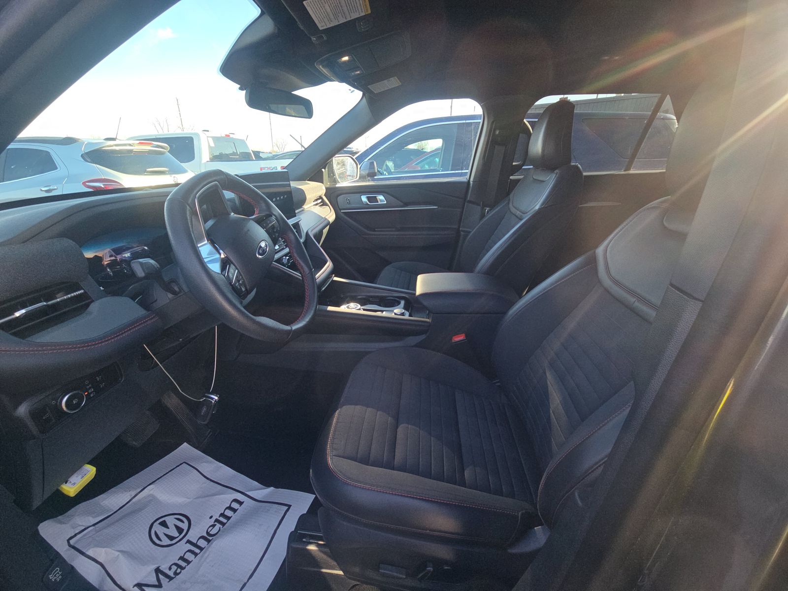 2025 Ford Explorer ST-Line AWD