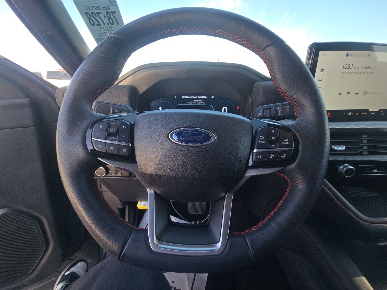 2025 Ford Explorer ST-Line AWD