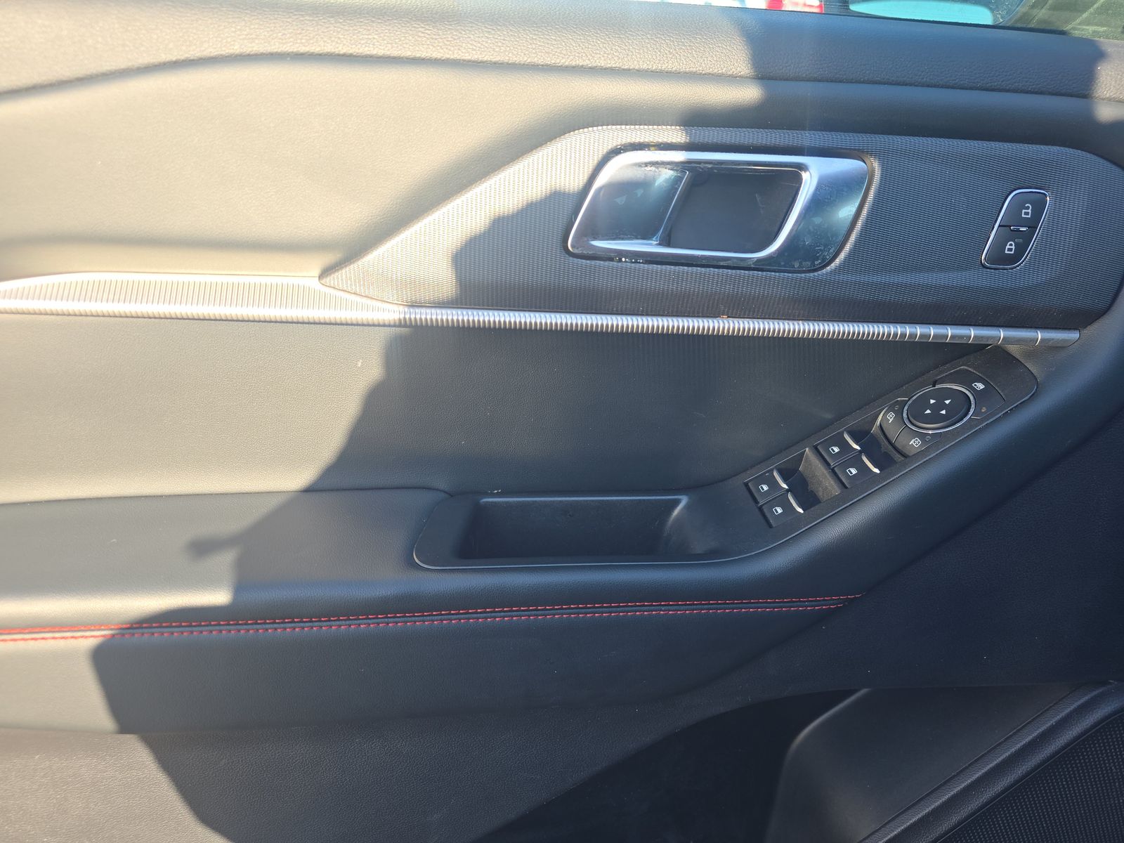 2025 Ford Explorer ST-Line AWD