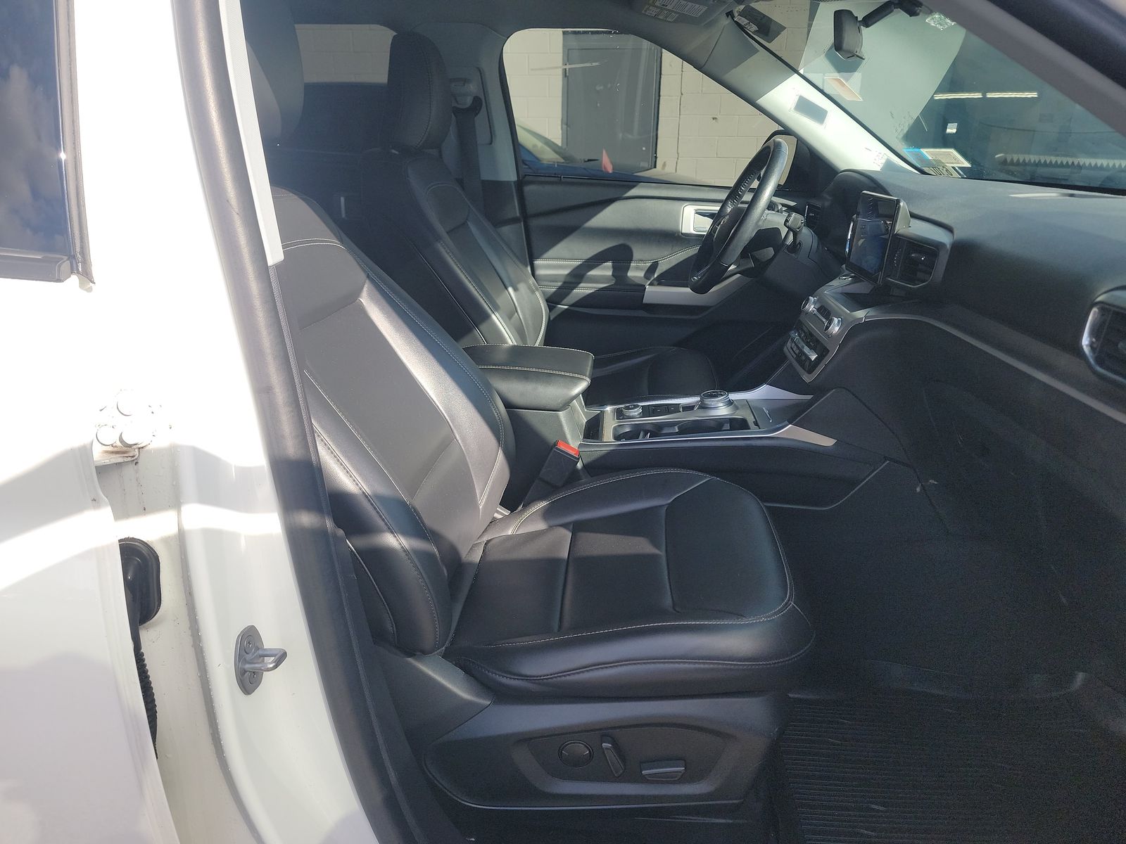 2022 Ford Explorer XLT AWD