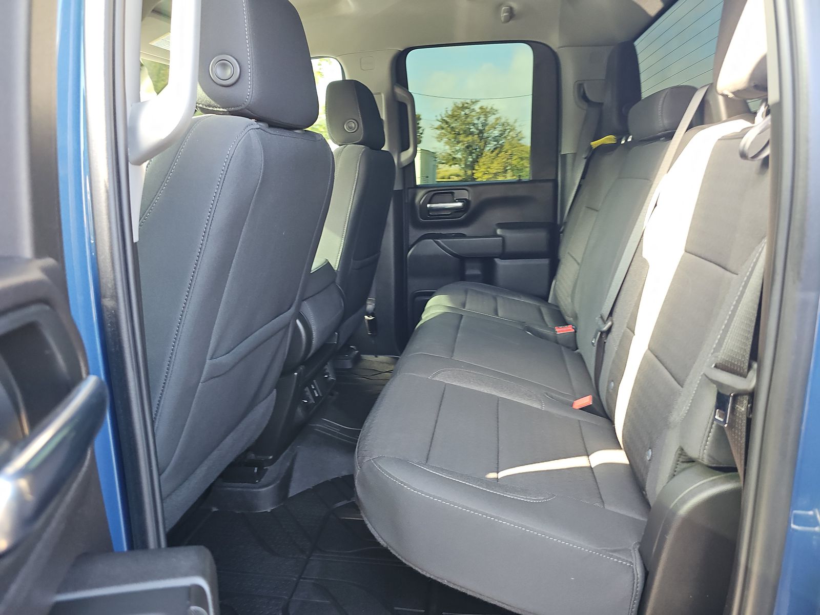 2024 Chevrolet Silverado 2500HD Custom AWD