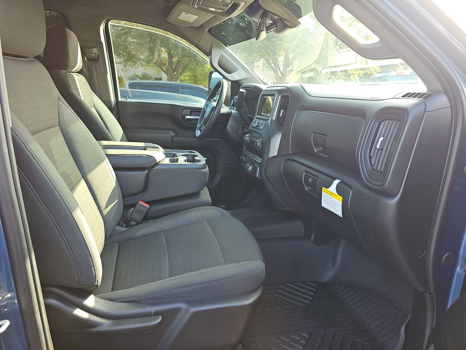 2024 Chevrolet Silverado 2500HD Custom AWD