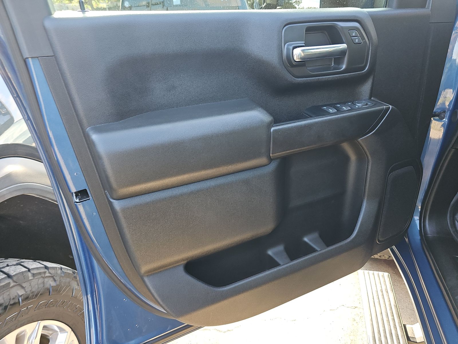 2024 Chevrolet Silverado 2500HD Custom AWD