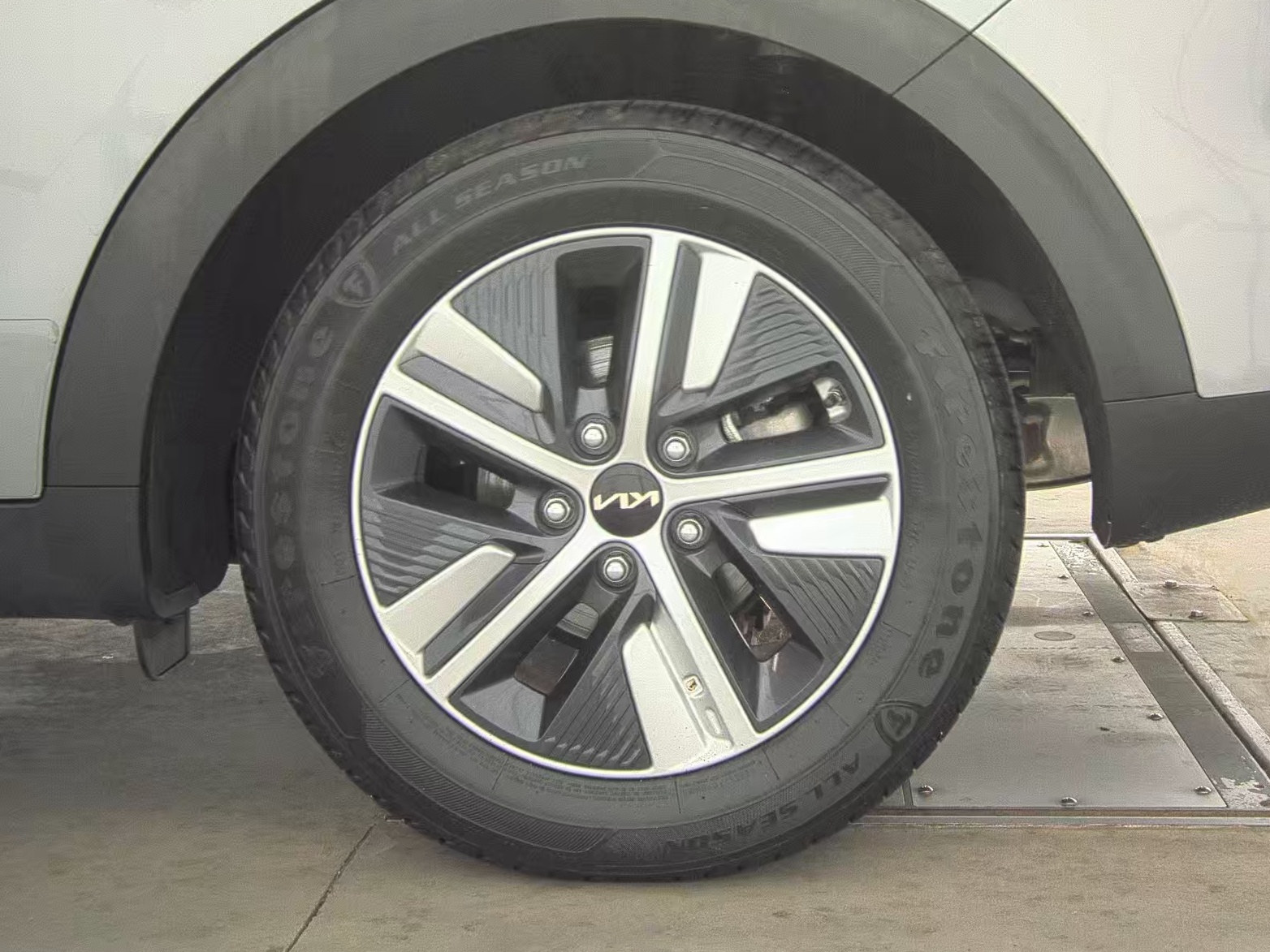 2022 Kia Niro LXS SE FWD