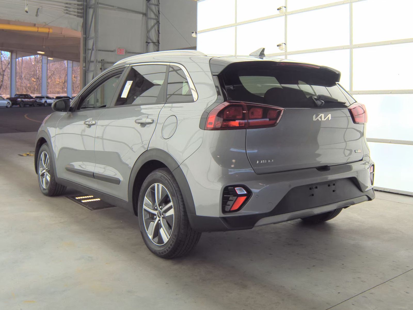 2022 Kia Niro LXS SE FWD