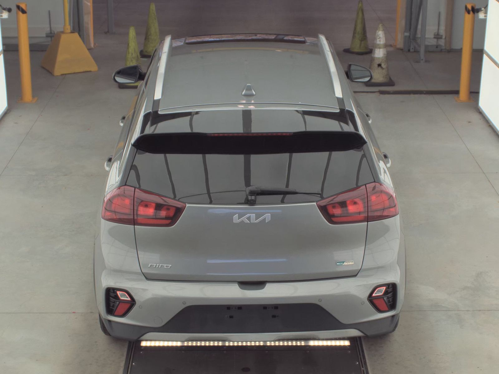 2022 Kia Niro LXS SE FWD