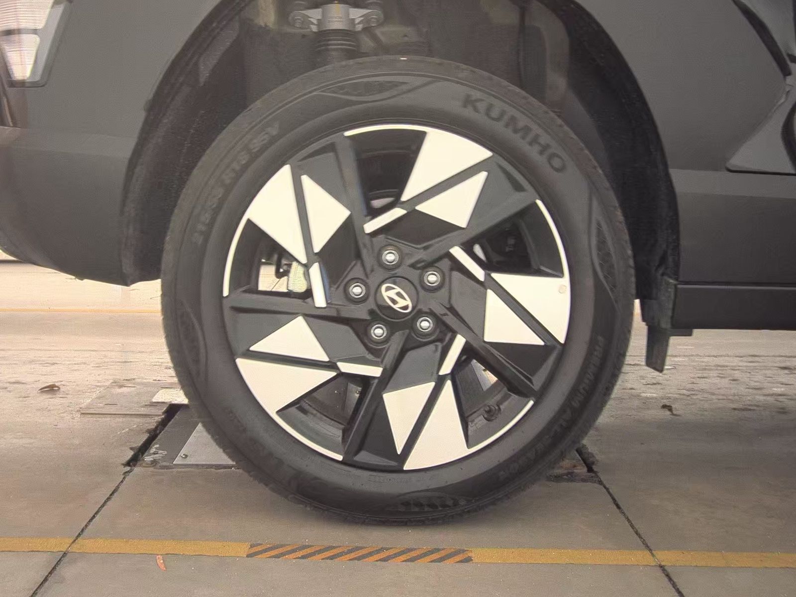 2025 Hyundai Kona SEL AWD