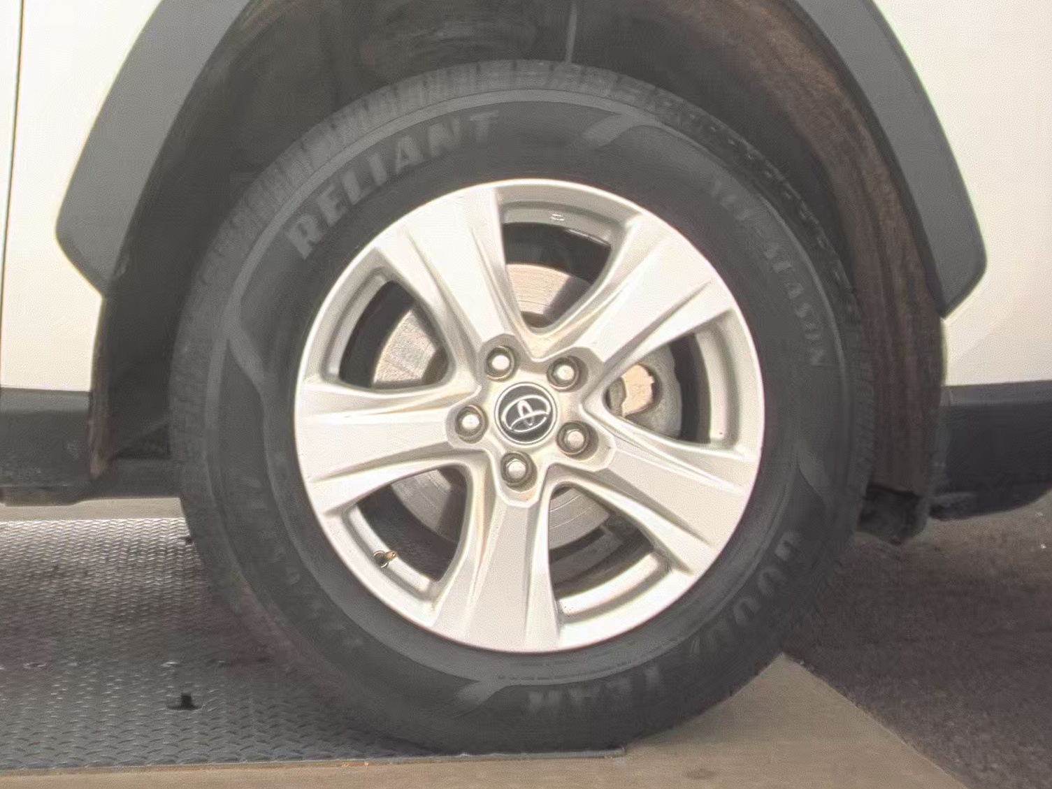 2021 Toyota RAV4 XLE AWD