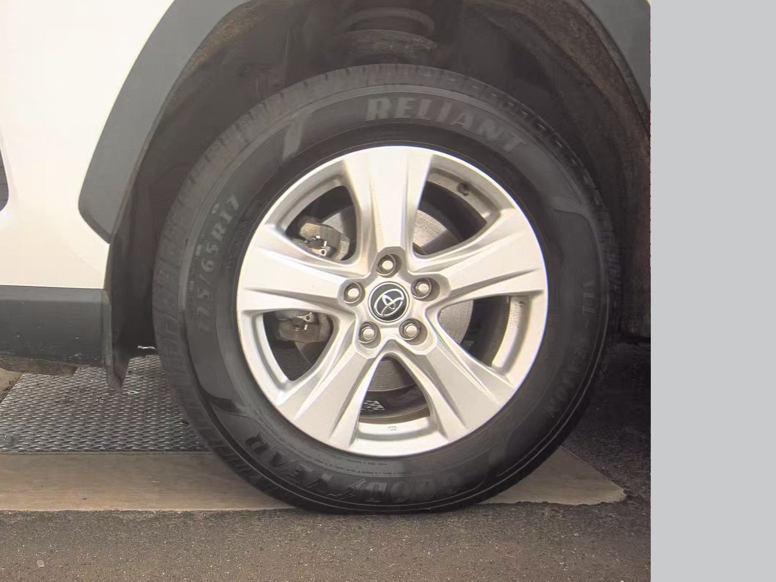 2021 Toyota RAV4 XLE AWD