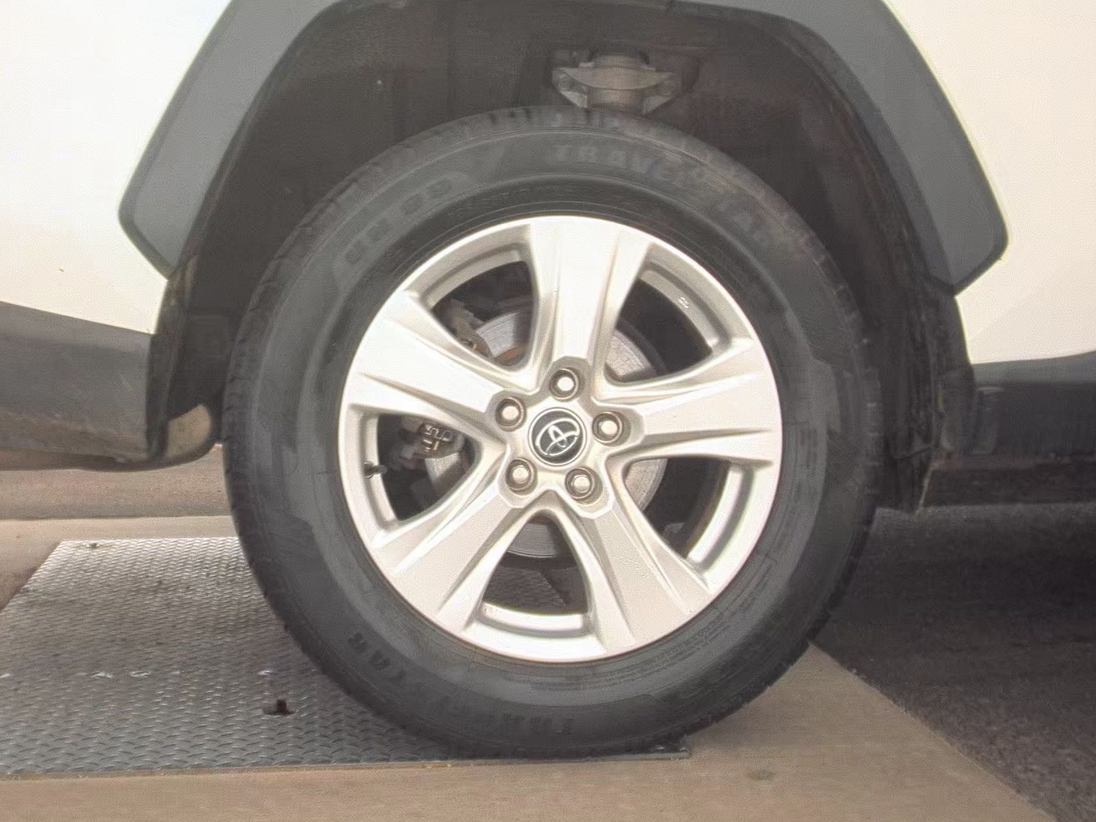 2021 Toyota RAV4 XLE AWD