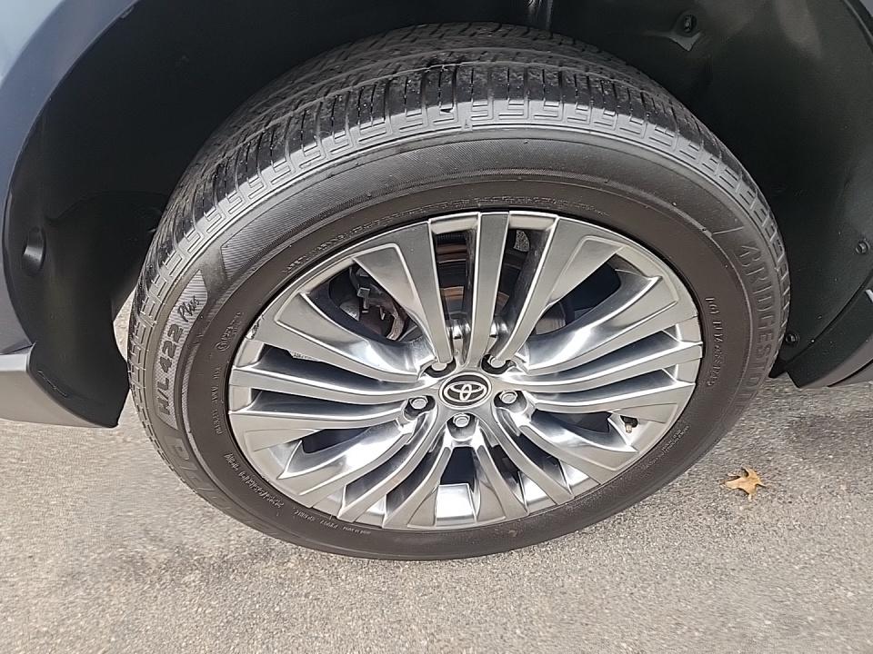 2022 Toyota Venza XLE AWD