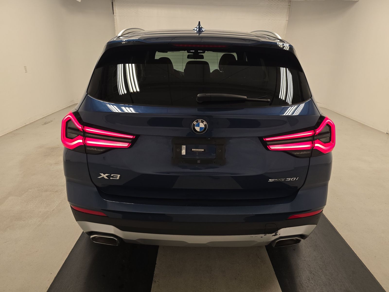 2023 BMW X3 sDrive30i RWD