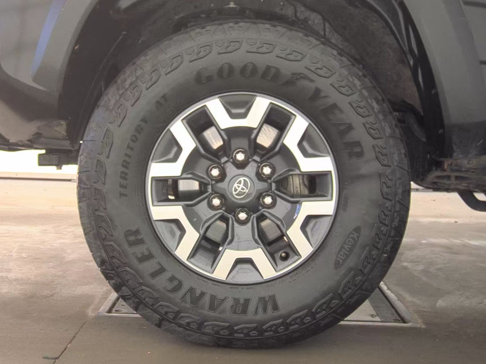 2023 Toyota Tacoma TRD Off-Road AWD