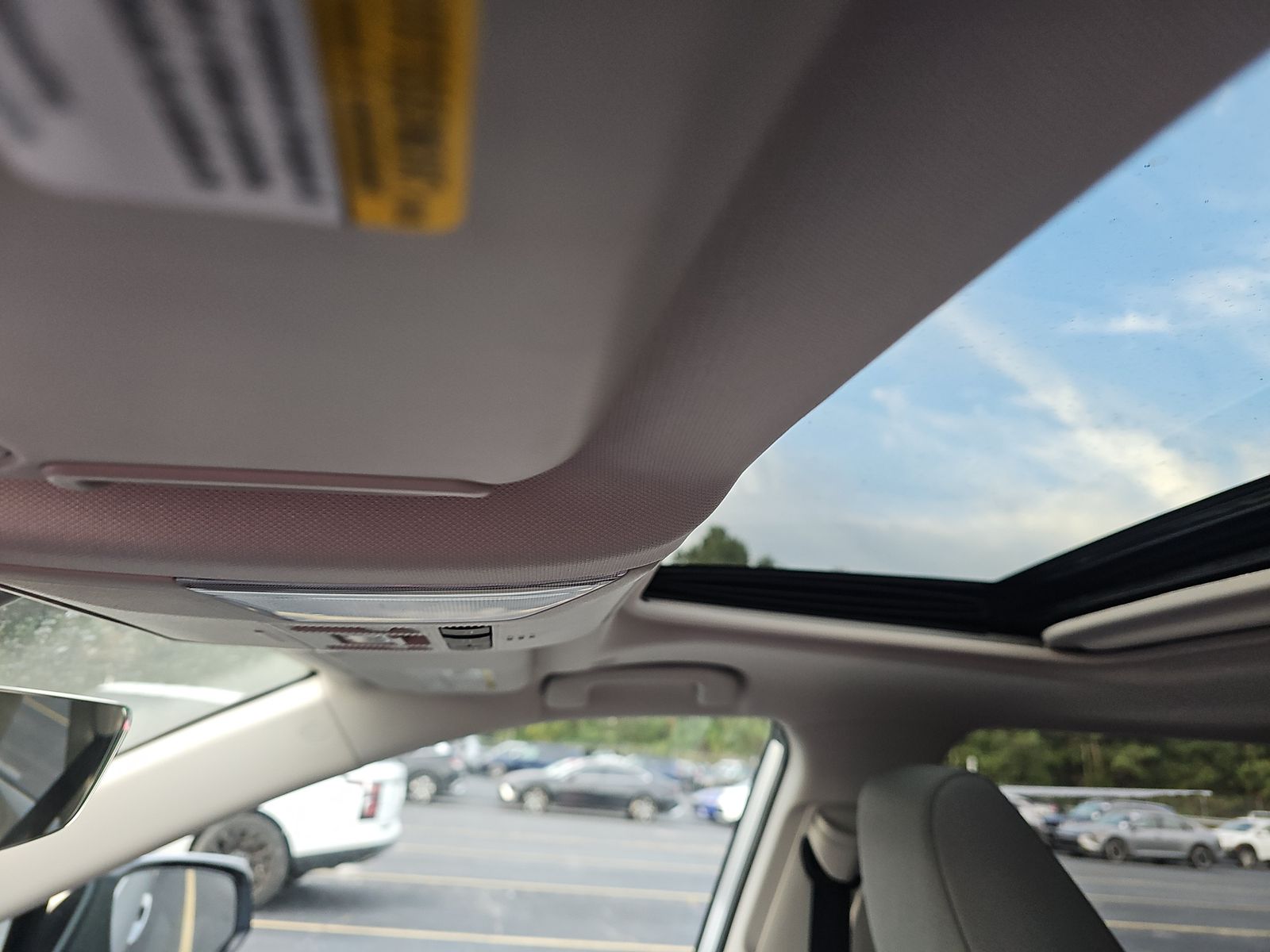 2025 Toyota RAV4 XLE FWD