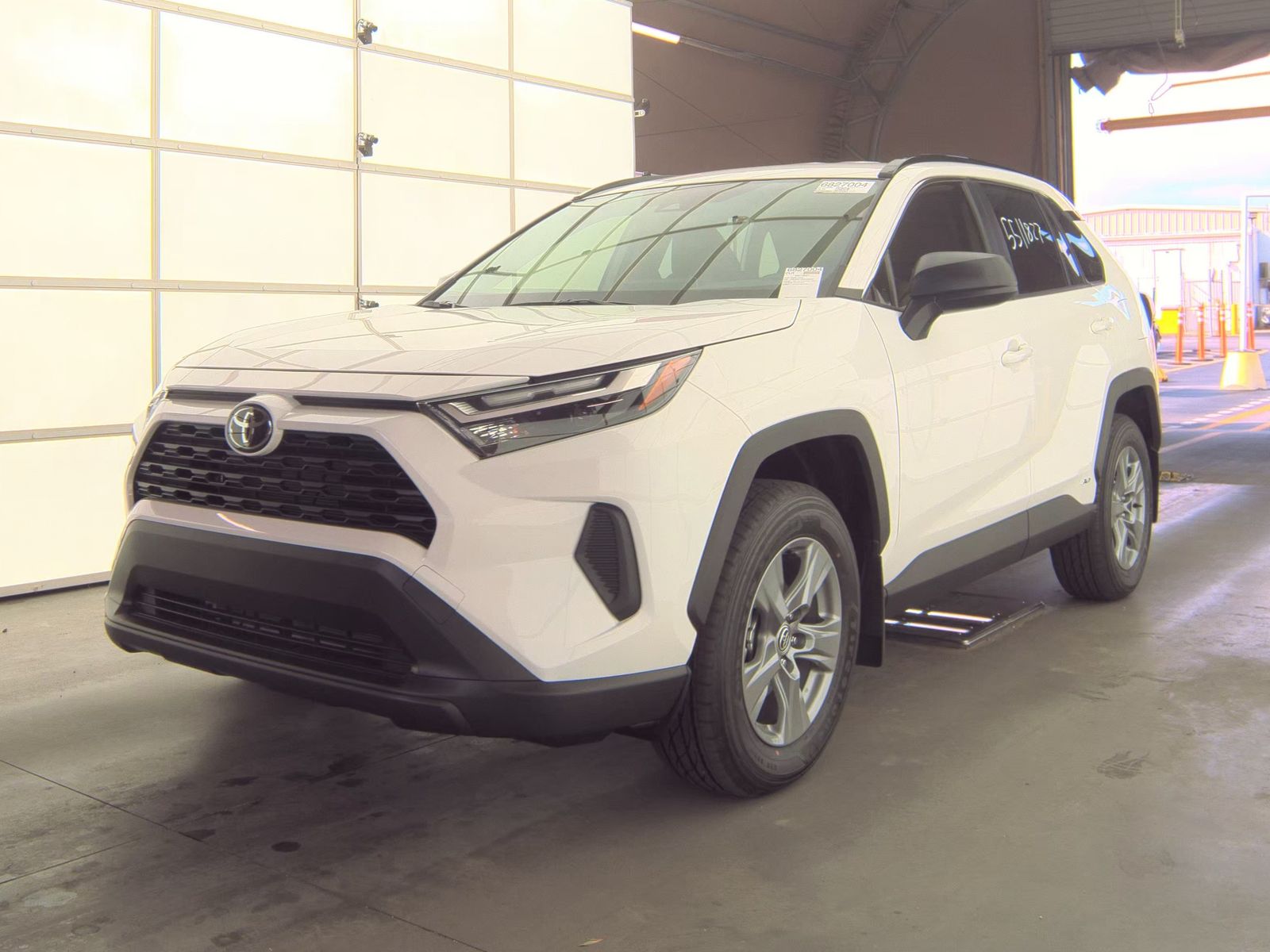 2025 Toyota RAV4 Hybrid LE AWD