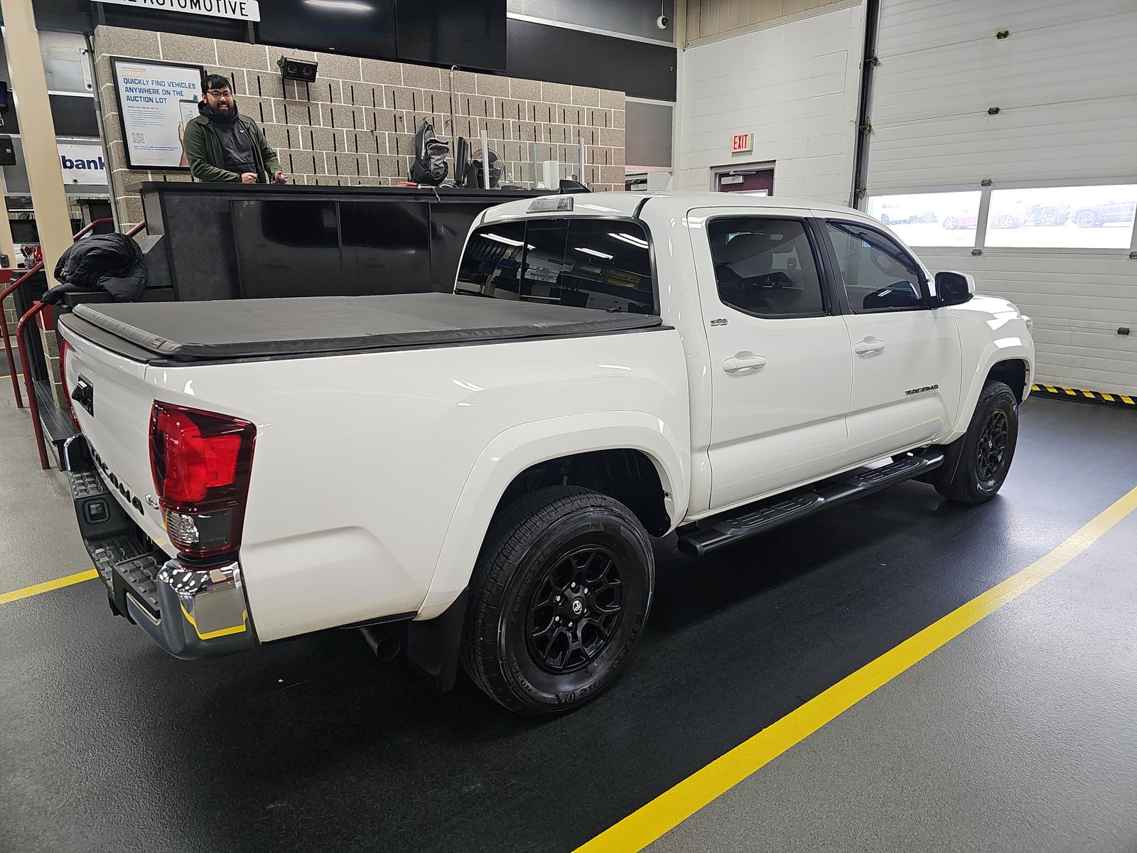 2022 Toyota Tacoma SR5 AWD