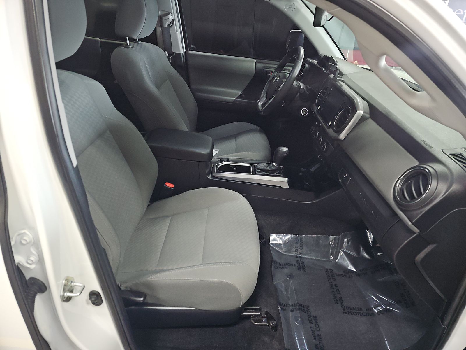 2022 Toyota Tacoma SR5 AWD