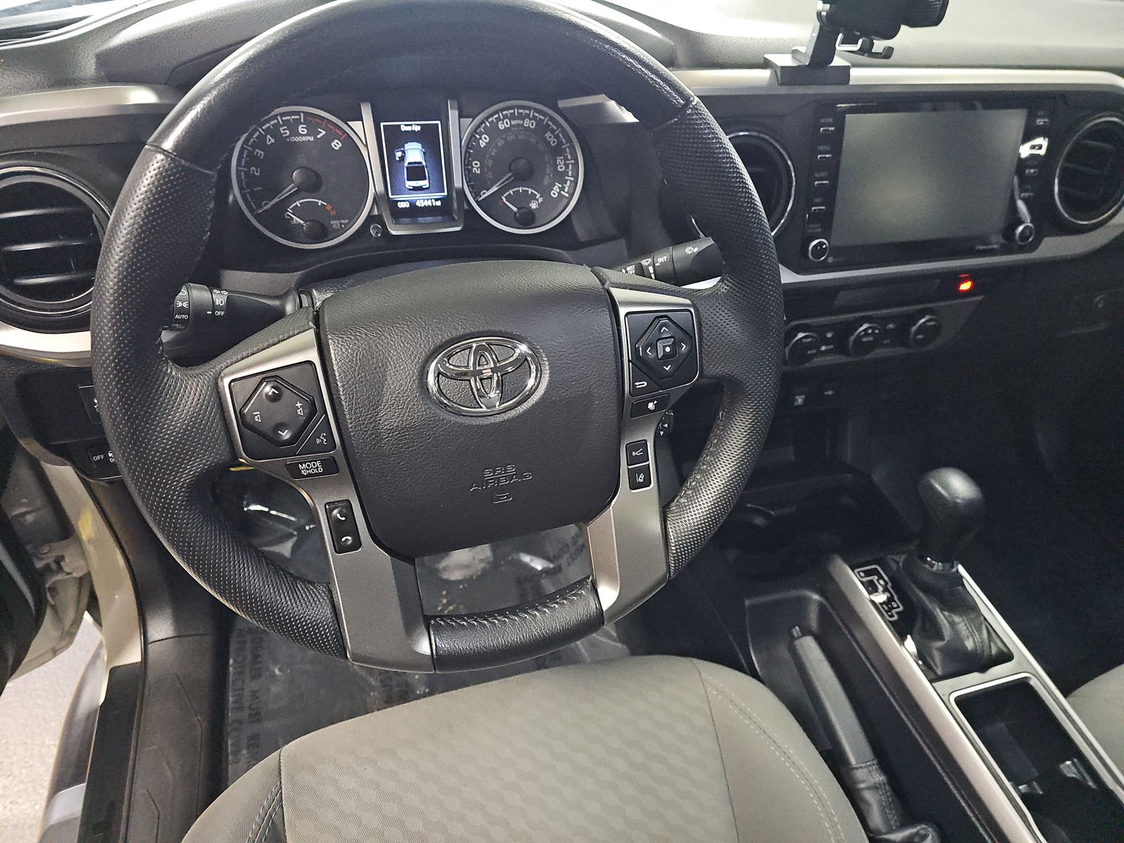 2022 Toyota Tacoma SR5 AWD