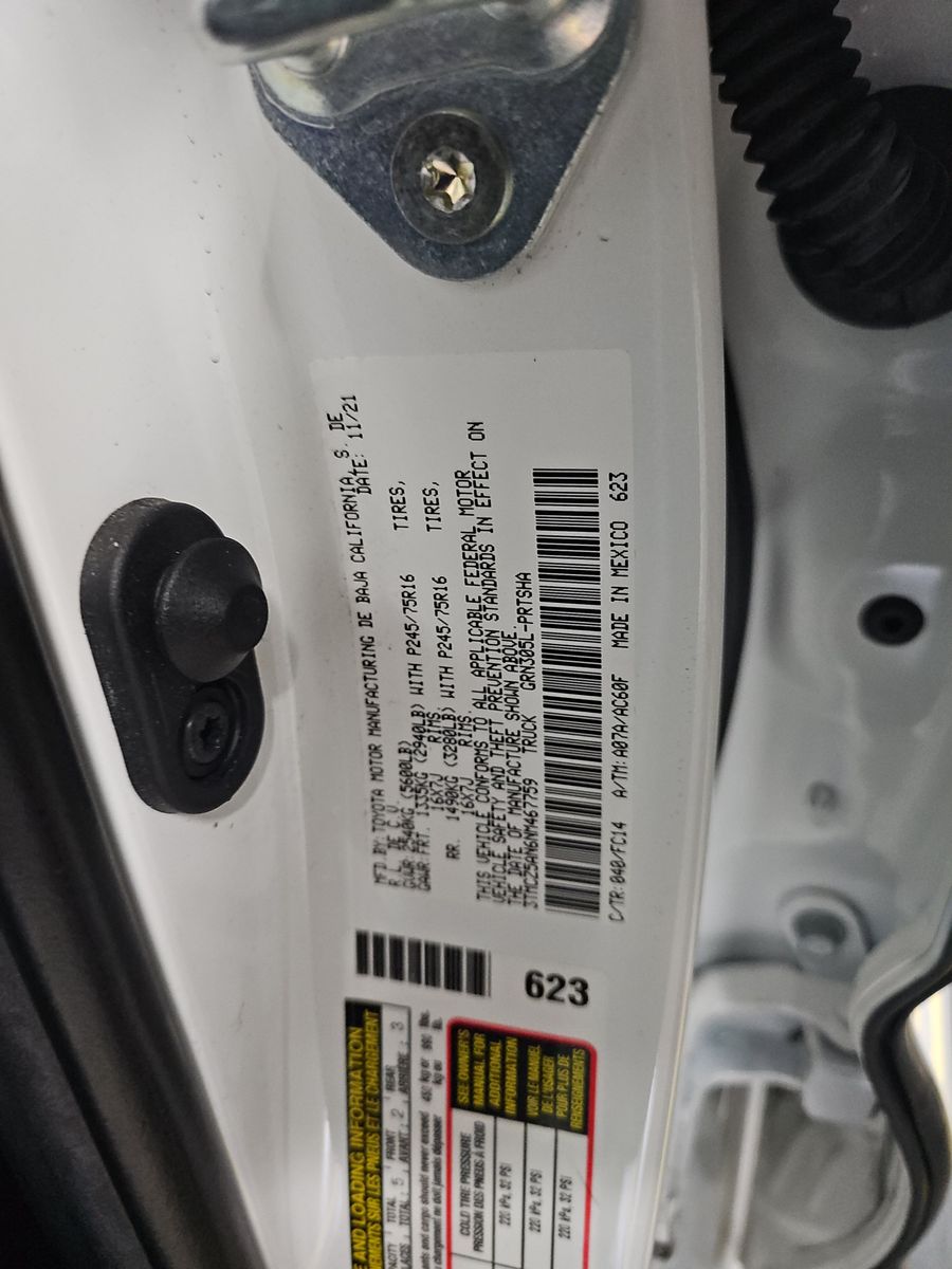 2022 Toyota Tacoma SR5 AWD