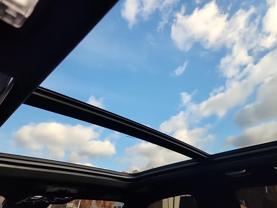 2025 Cadillac Escalade V-Series AWD