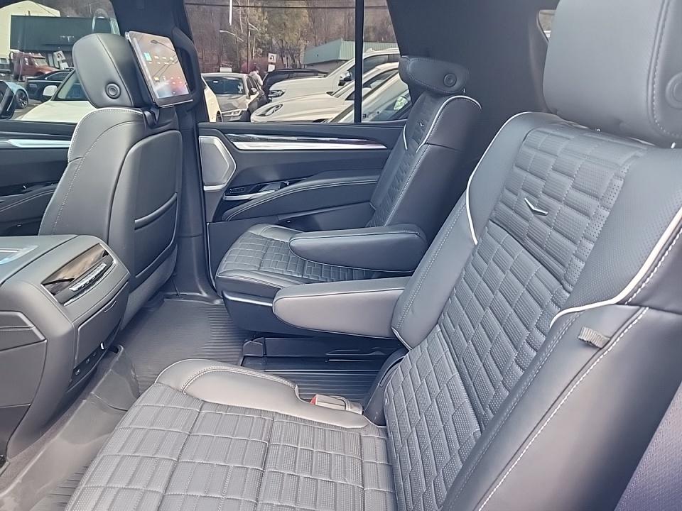 2025 Cadillac Escalade V-Series AWD