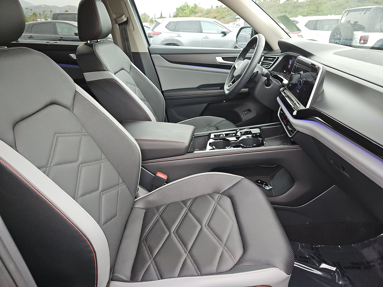 2024 Volkswagen Atlas 2.0T Peak Edition SE AWD